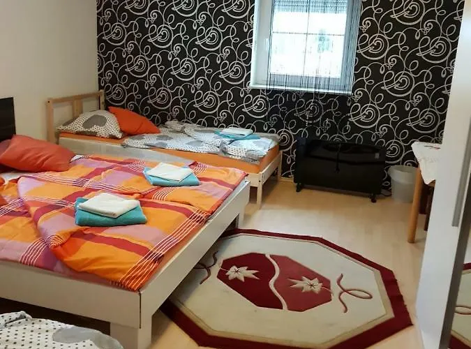 Leon's Silberwald Habitación en casa particular Strasshof an der Nordbahn